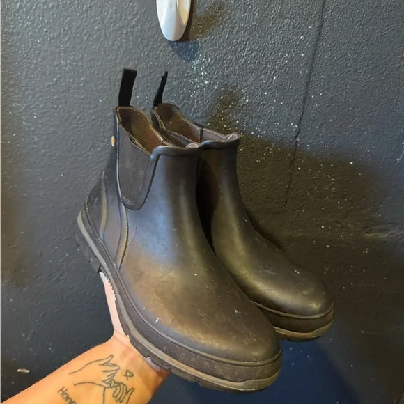 Bogs | Shoes | Womens Bogs Black Waterproof Chelsea Boots  display picture 3
